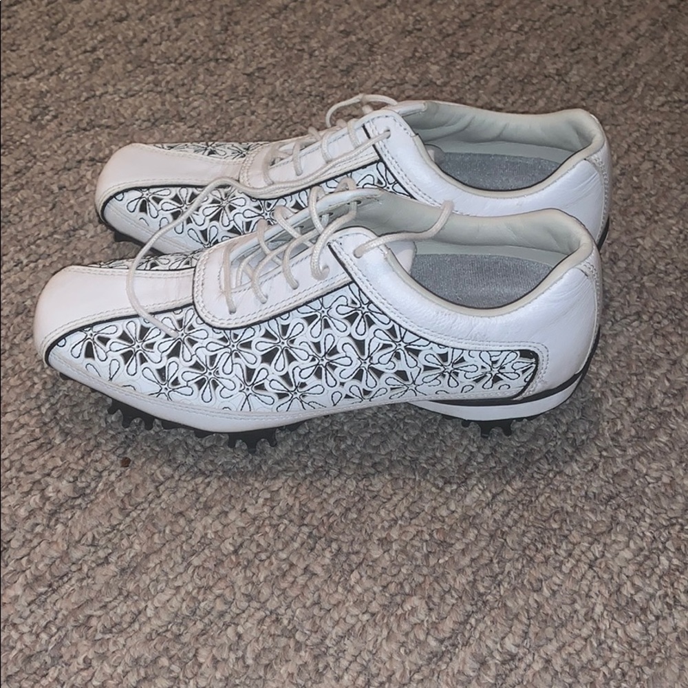 FootJoy LoPro golf shoes